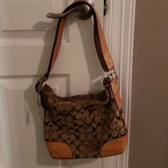 Coach Handbags - Authentic Coach hobo bag VINTAGE